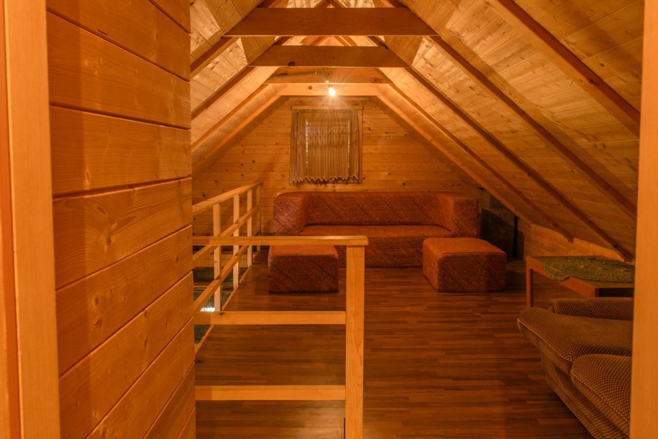 Wooden House Near The River Kupa Kamanje Zewnętrze zdjęcie