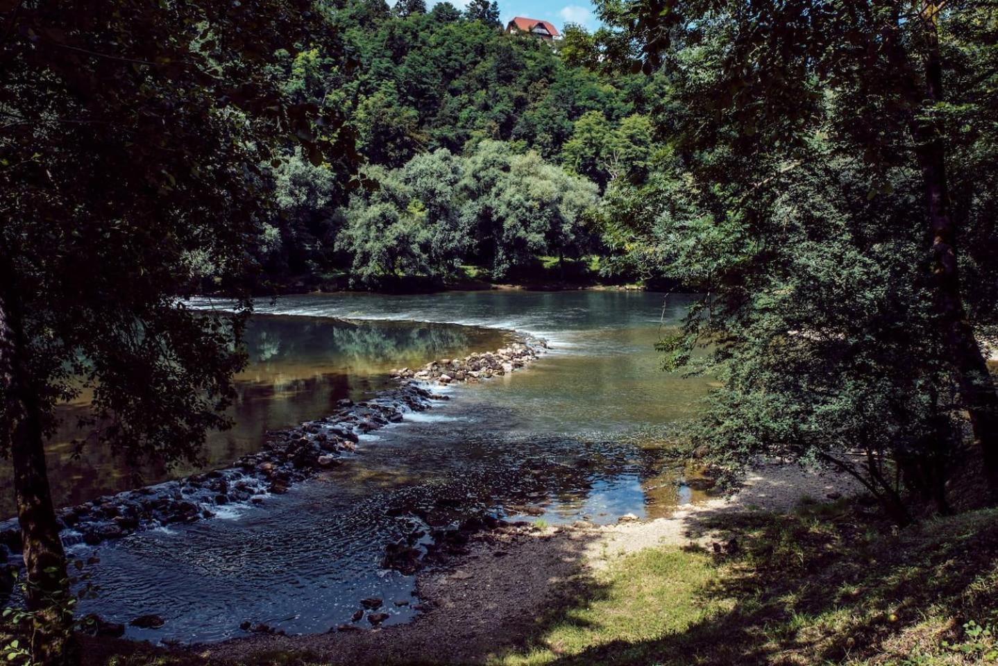 Wooden House Near The River Kupa Kamanje Zewnętrze zdjęcie